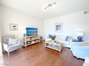 1510 Clermont Dr in Naples, FL - Building Photo - Building Photo