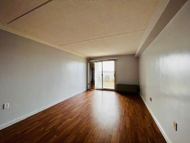 200 Cove Way in Quincy, MA - Building Photo - Building Photo