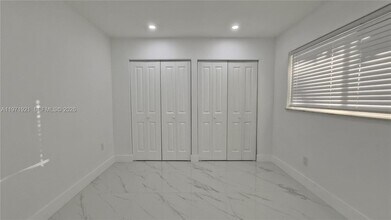 1825 Scott St in Hollywood, FL - Building Photo - Building Photo