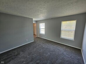 5627 Pillory Way in Indianapolis, IN - Building Photo - Building Photo
