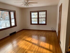611 Wingra St, Unit 2 in Madison, WI - Building Photo - Building Photo