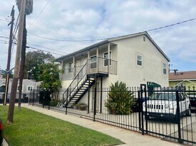 5307 Roseland St, Unit 5307 Roseland st in Los Angeles, CA - Building Photo