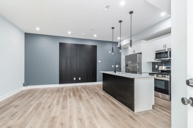 property at 631 N Preston St