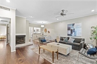 4403 Bellaire Dr S in Fort Worth, TX - Building Photo - Building Photo