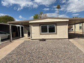 6832 W Fillmore St in Phoenix, AZ - Building Photo