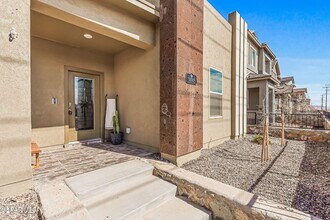 14945 Pebble Hills Blvd in El Paso, TX - Building Photo - Building Photo