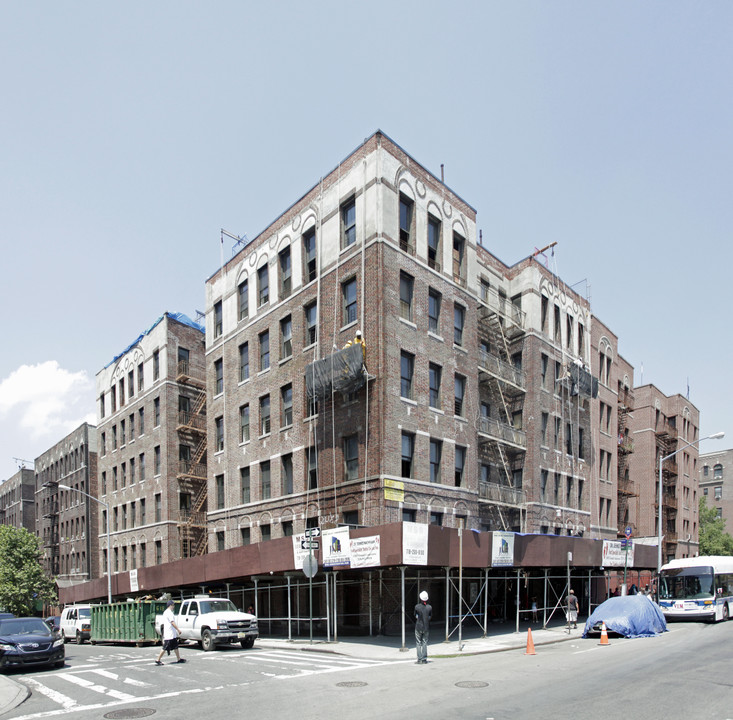 1387 Grand Concourse in Bronx, NY - Building Photo