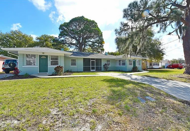 property at 3906 Sarasota Ave