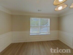 11051 Southwood Dr in Hampton, GA - Foto de edificio - Building Photo