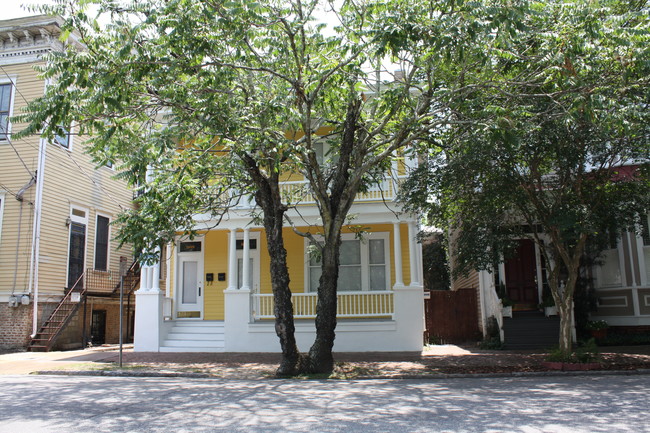 808 Barnard St in Savannah, GA - Building Photo - Building Photo