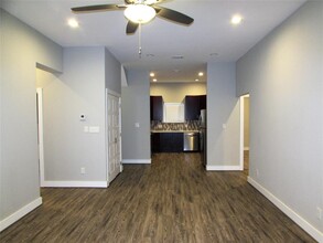 3249 Dixie Dr in Houston, TX - Building Photo - Building Photo