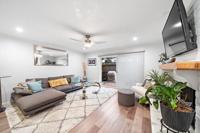 property at 10333 Longmont Dr