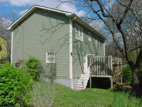 840 Rosedale Ave in Atlanta, GA - Building Photo - Building Photo