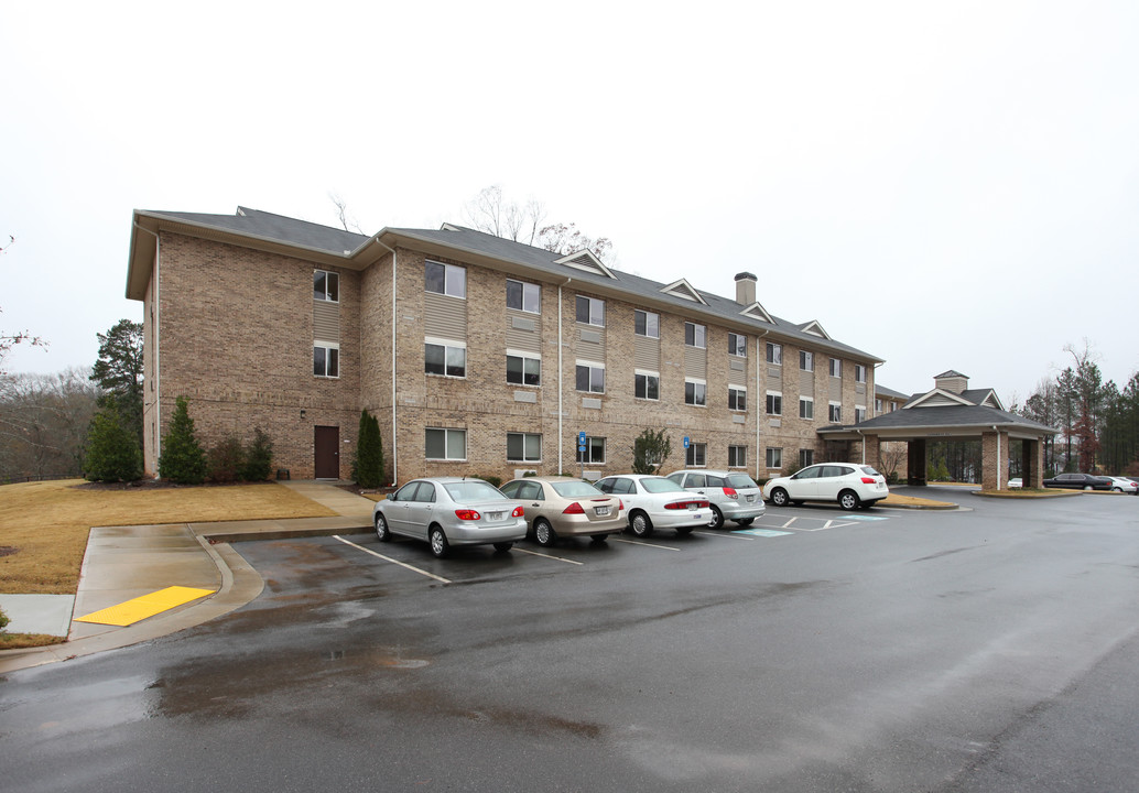 Rainbow Heights in Lilburn, GA - Building Photo