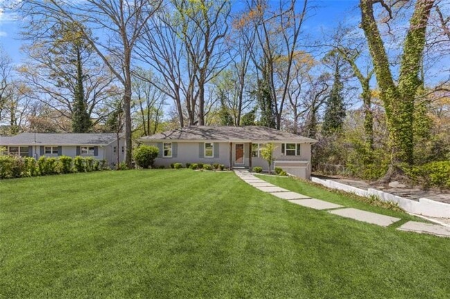 property at 2779 Horse Shoe Dr