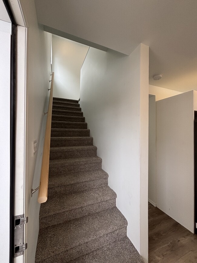 12021-12055 55 St NW in Edmonton, AB - Building Photo - Building Photo