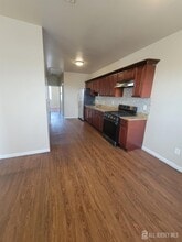 816 Amboy Ave in Perth Amboy, NJ - Building Photo - Building Photo