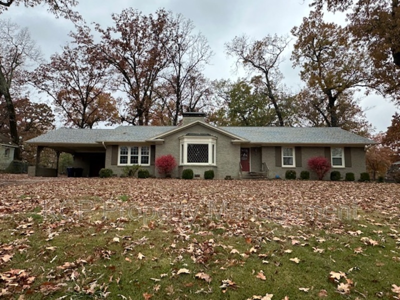 1311 N 55th Terrace in Fort Smith, AR - Building Photo