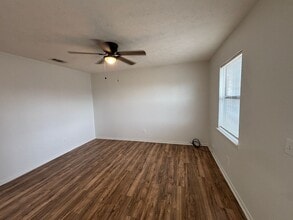 2409 E 10th St in Panama City, FL - Building Photo - Building Photo