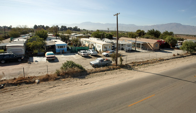 88041 Airport Blvd in Thermal, CA - Building Photo - Building Photo