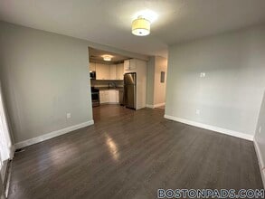 194 Maverick St in Boston, MA - Building Photo - Building Photo