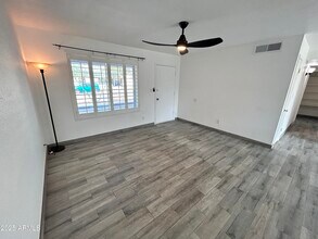 413 W Piute Ave in Phoenix, AZ - Building Photo - Building Photo