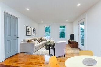 35 Woodman St in Boston, MA - Building Photo - Building Photo