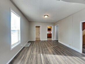 1115 19th Ave NE in Minneapolis, MN - Foto de edificio - Building Photo