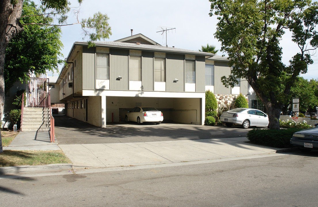 406 Piedmont Ave in Glendale, CA - Building Photo