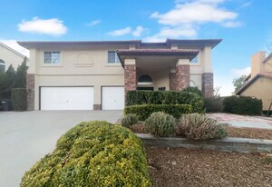 7323 Ojai Dr in Palmdale, CA - Building Photo