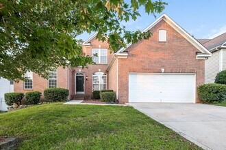 3507 Balsam Tree Dr in Charlotte, NC - Foto de edificio - Building Photo