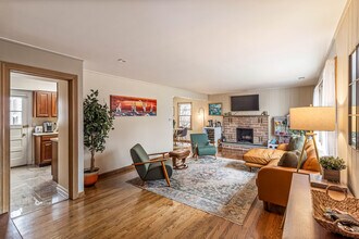 1345 Lincoln Ave S in Highland Park, IL - Building Photo - Building Photo