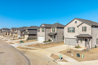 Mobberly Farms in Pilot Point, TX - Building Photo - Building Photo