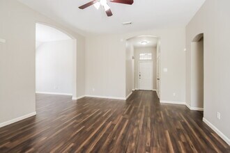 22819 Willhanna Dr in Katy, TX - Foto de edificio - Building Photo