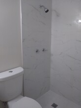 11842 SW 37 Ter, Unit Rear in Miami, FL - Building Photo - Building Photo