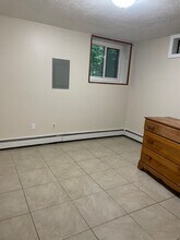 68 Lake George Rd in Wales, MA - Building Photo - Building Photo