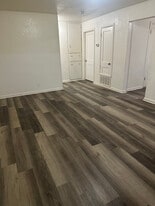 1700 Pontiac Dr in Roswell, NM - Building Photo