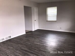 4425 N Elizabeth St in Denver, CO - Building Photo - Building Photo
