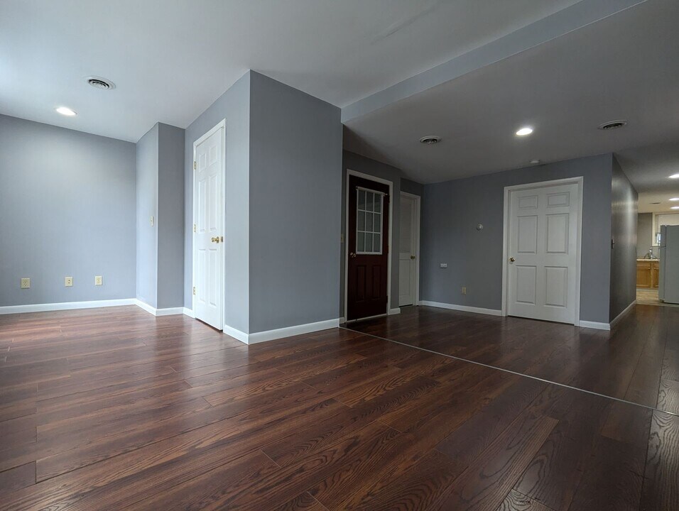 137 Remsen St in Cohoes, NY - Building Photo