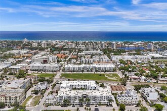 111 SE 1st Ave in Delray Beach, FL - Building Photo - Building Photo