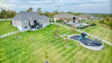 1890 Williams Rd in Hebron, KY - Building Photo - Building Photo