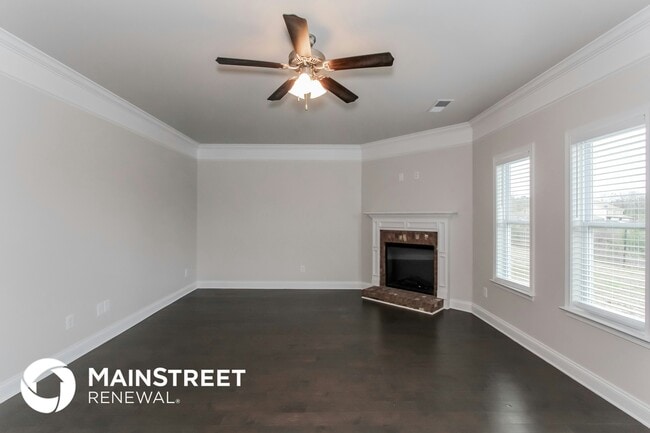 253 Union Station Dr in Calera, AL - Foto de edificio - Building Photo