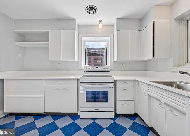 22502 SE 267th St in Maple Valley, WA - Foto de edificio - Building Photo