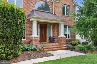 2868 Pebble Beach Dr in Ellicott City, MD - Building Photo - Building Photo