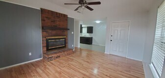 7738 Staci Ct, Unit 7738 in North Richland Hills, TX - Building Photo