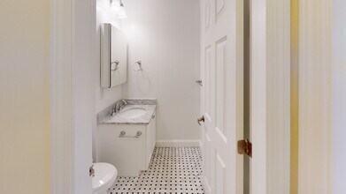 1 Langdon Sq in Cambridge, MA - Building Photo - Building Photo