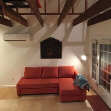 1532 Southeast Ogden Street, Unit Unit B in Portland, OR - Foto de edificio - Building Photo