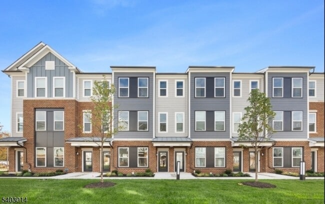 5 Sadie Cir in Union, NJ - Building Photo - Building Photo