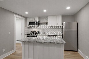 Meadowood Apartments in Nicholasville, KY - Building Photo