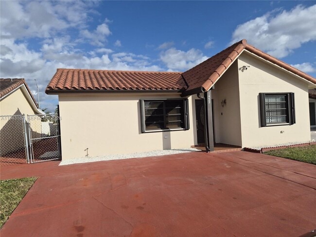 property at 1453 SW 137th Pl